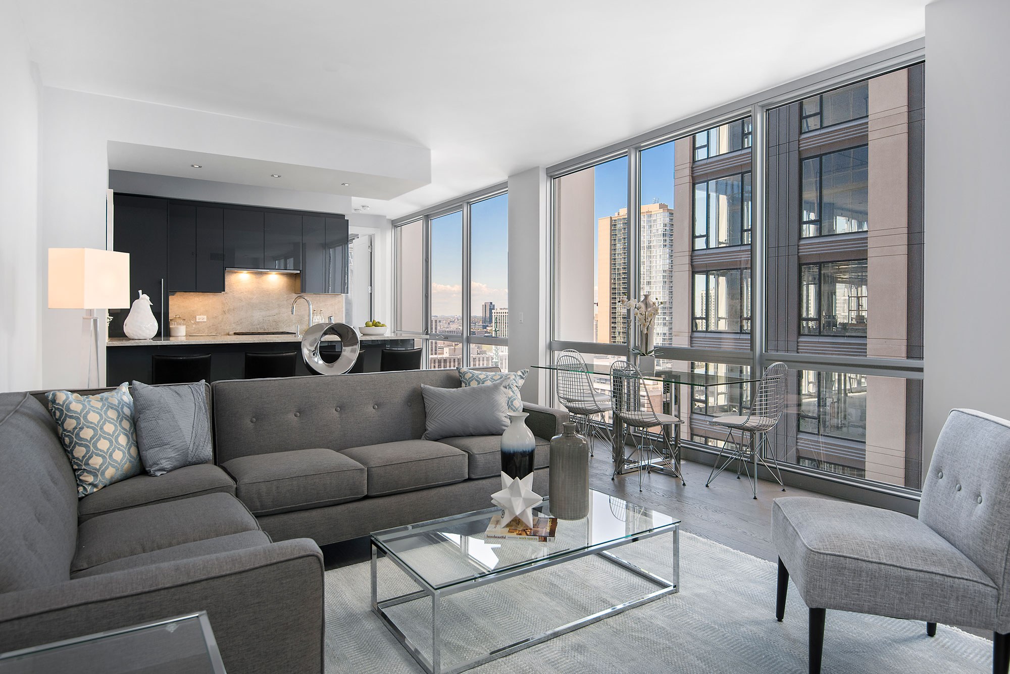 Two West | Apartment Gallery - Luxury Chicago Apartments | Two West