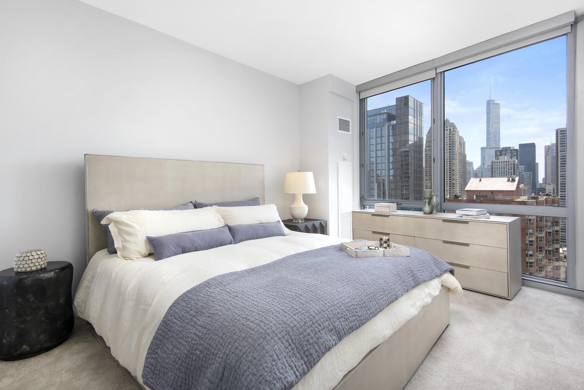 Two West | Apartment Gallery - Luxury Chicago Apartments | Two West